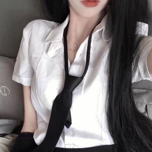 鸟姐妹的反差生活第一季